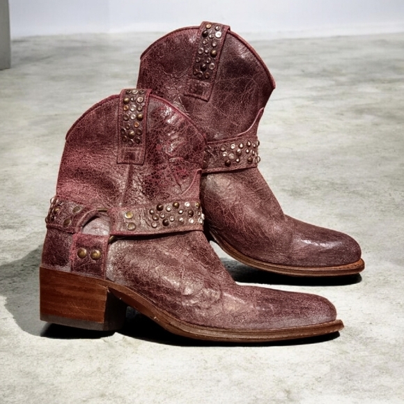 Frye Shoes - Frye Deborah Studded Short Cowboy Boots Distressed Leather Harness Sz 6.5 M
